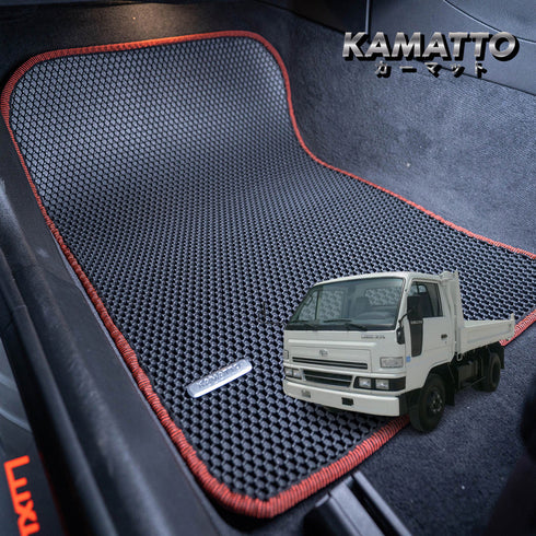 Kamatto Classic Daihatsu Delta DV57/DV58 (1984-1995) Car Floor Mat and Carpet